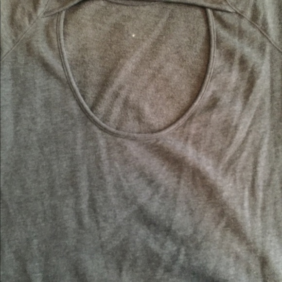 Pink long sleeve sweatshirt  with cut out back - Picture 3 of 3